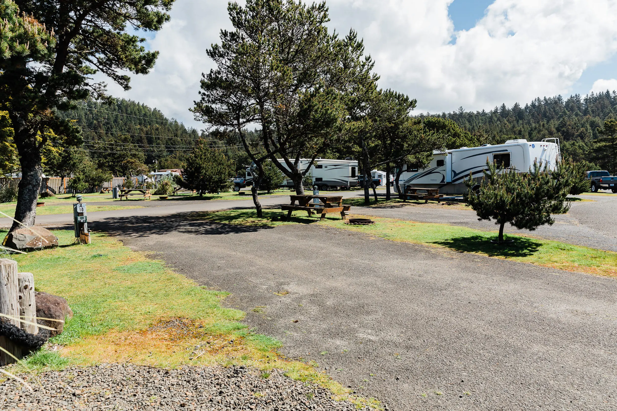 Hart's Camp RV camp site pull through A10